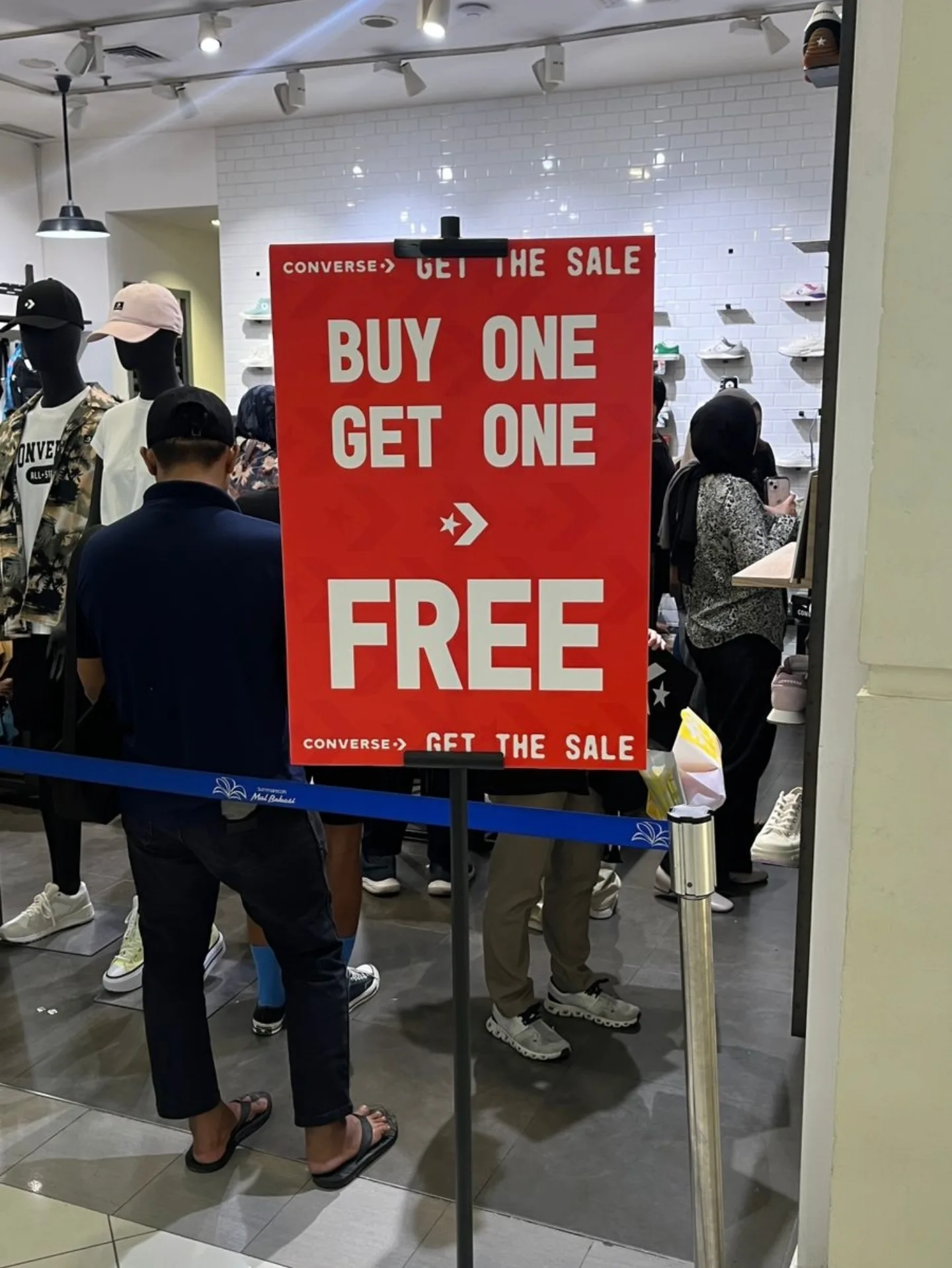 Converse Beli 1 Gratis 1, 27 Mei-1 Juni - Image 2