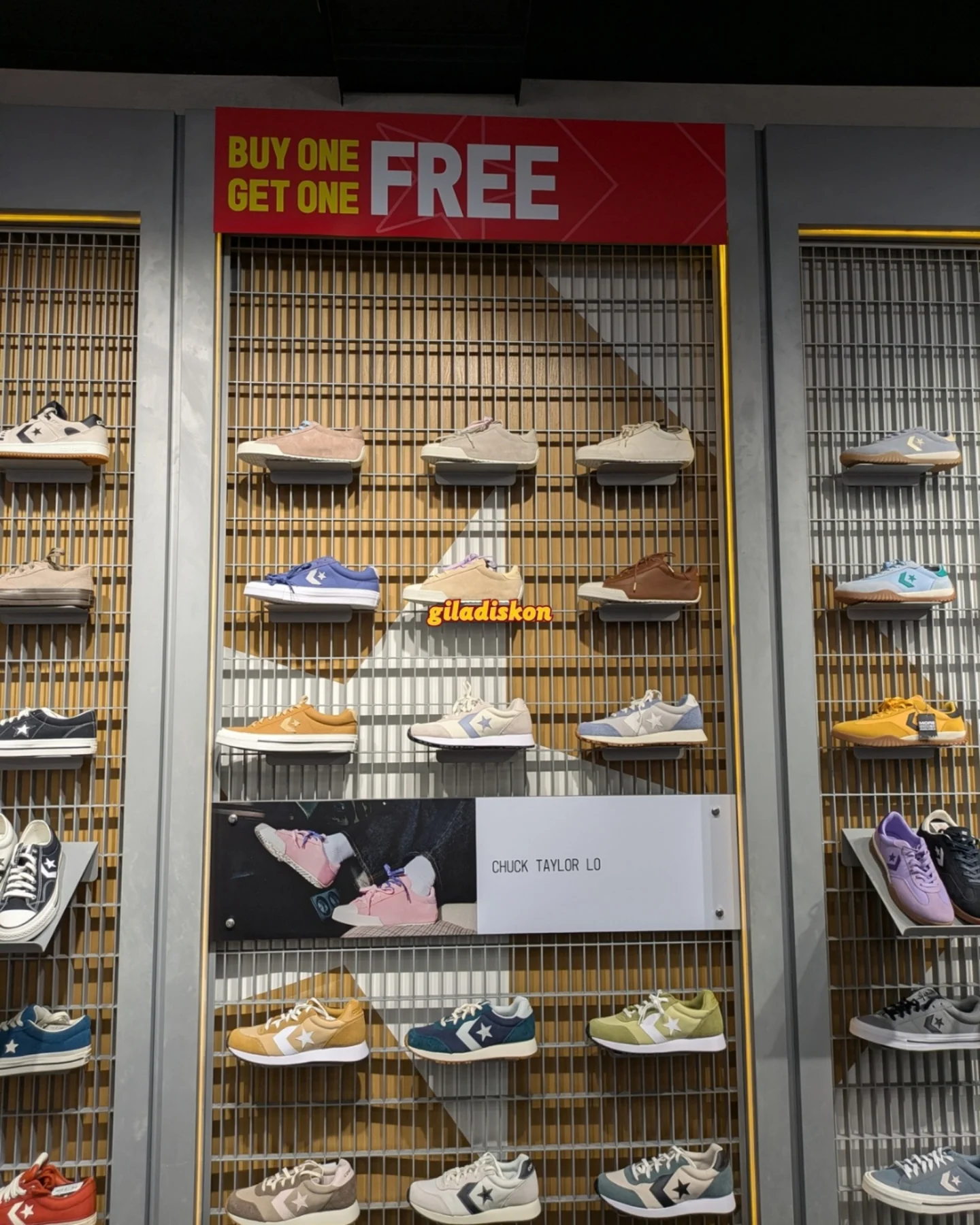 Converse Indonesia: Buy 1 Get 1 Semua Item sampai 1 Juni - Image 9