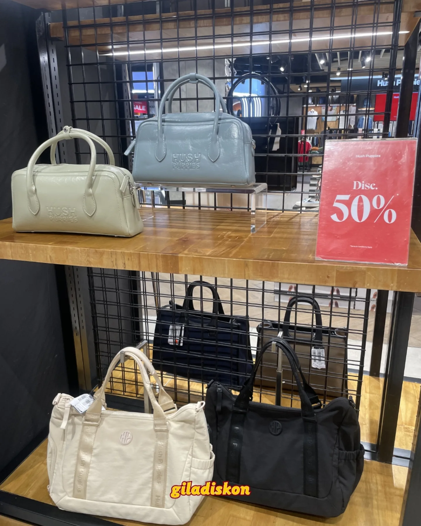 Hush Puppies Diskon Hingga 70% di Semua Store - Image 13