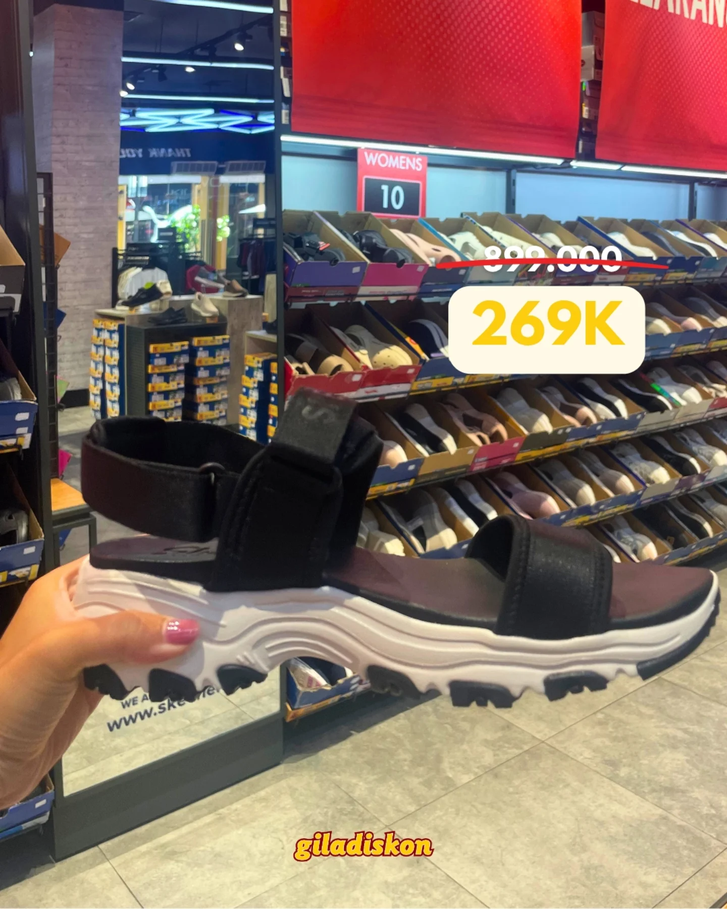 Skechers Sale hingga 50% + Mulai Rp200rb di Villaggio Outlets - Image 8