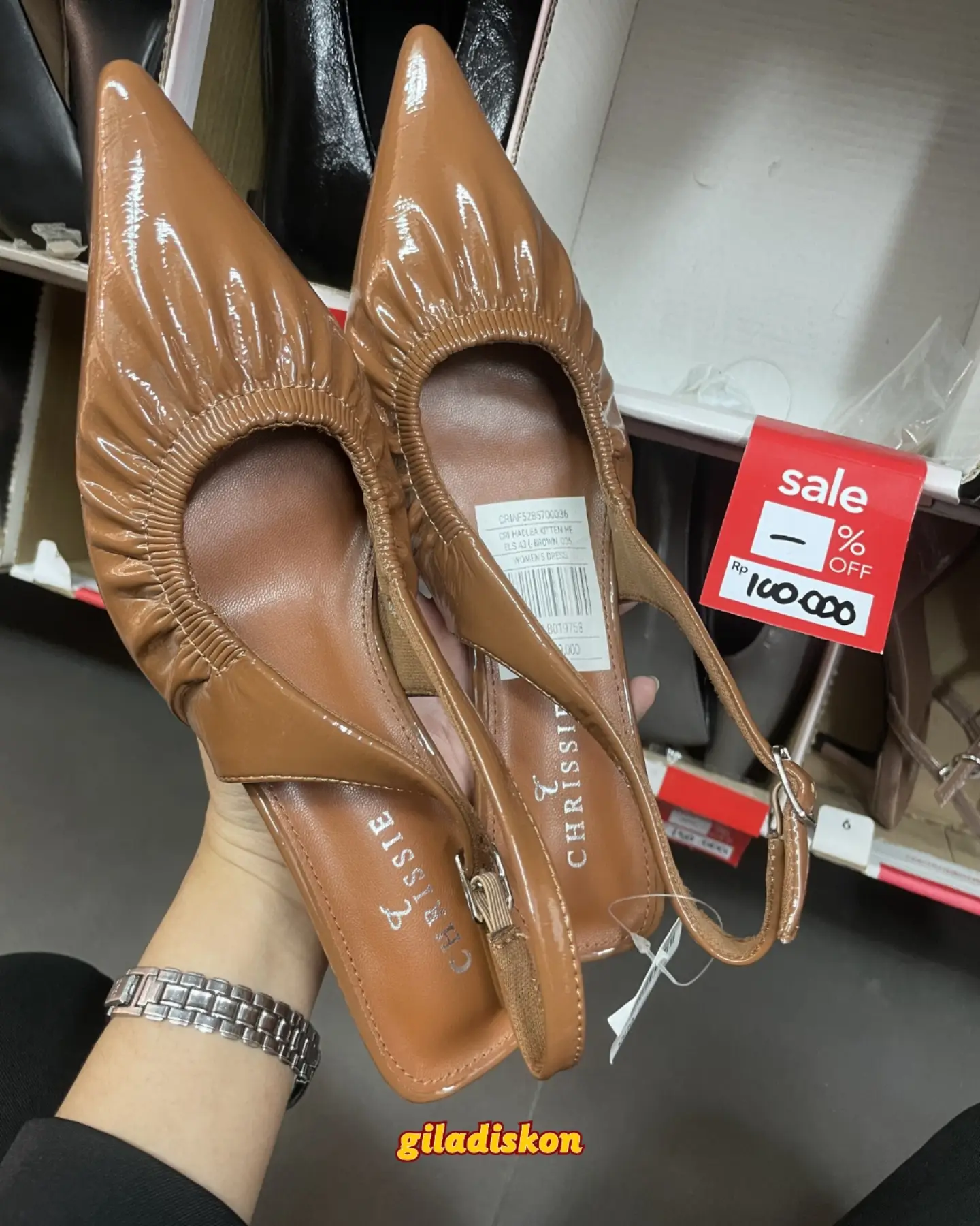 Diskon berlimpah + ekstra beli 2 item di Payless - Image 2