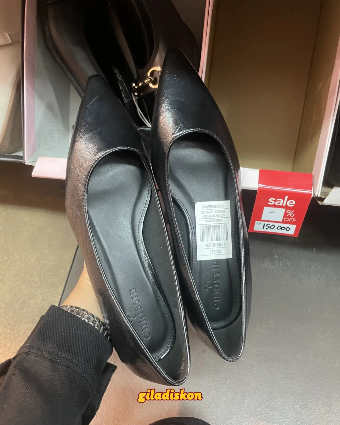 Diskon berlimpah + ekstra beli 2 item di Payless - Image 7
