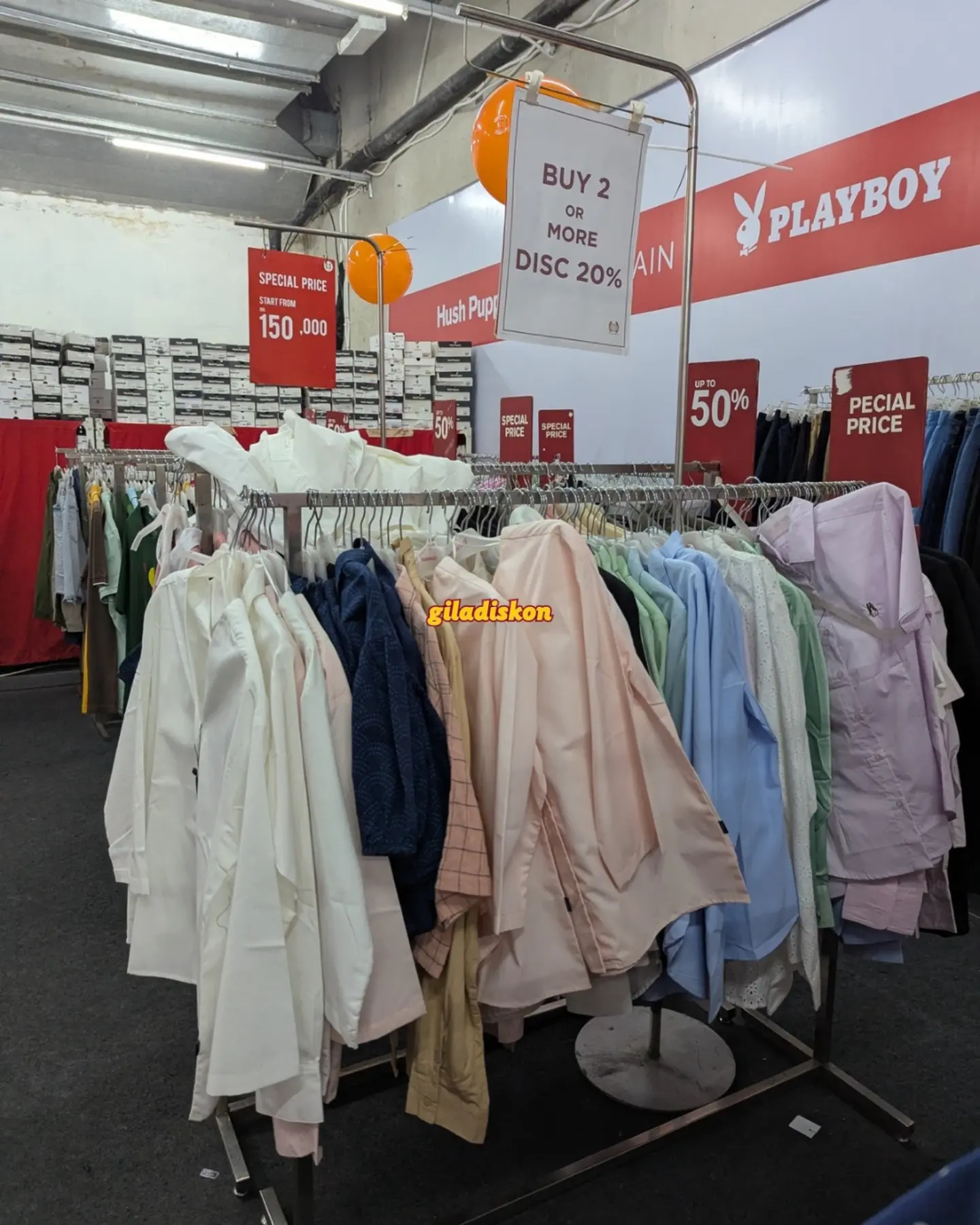 Hush Puppies Cuci Gudang Diskon 80% Green Pramuka Square - Image 3