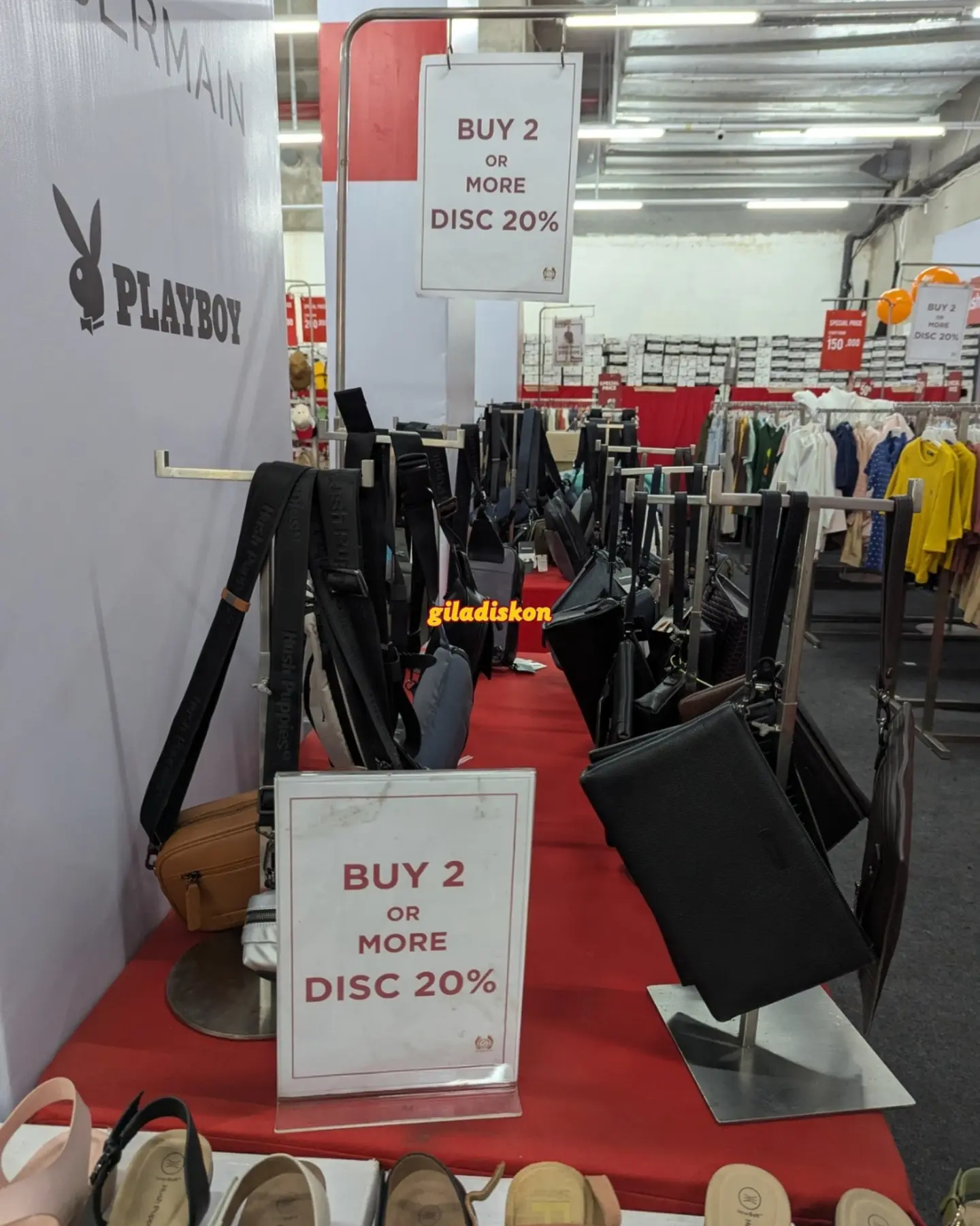 Hush Puppies Cuci Gudang Diskon 80% Green Pramuka Square - Image 2