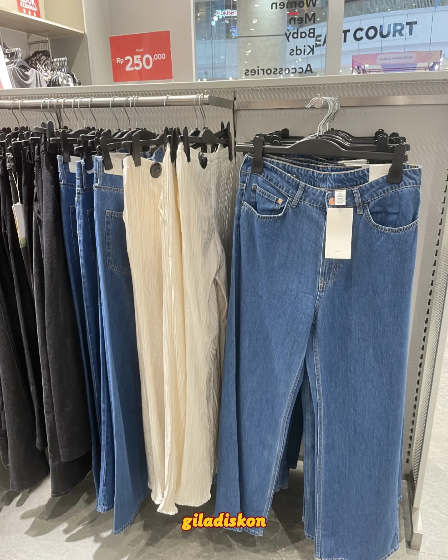 H&M Sale Ugal-ugalan Mulai 50 Ribuan - Image 12