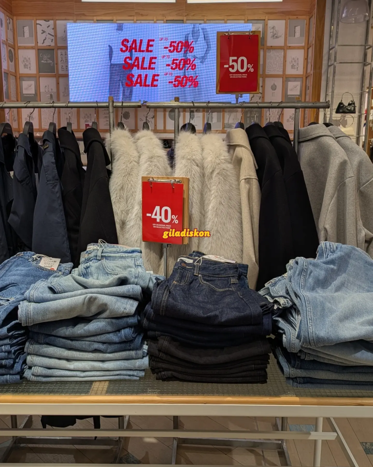 Diskon hingga 50% Produk Pilihan Pull & Bear - Image 7