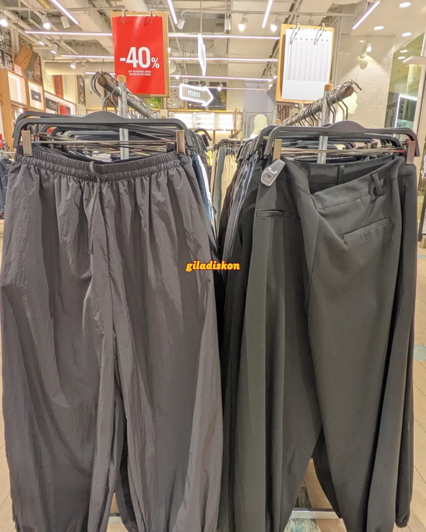 Diskon hingga 50% Produk Pilihan Pull & Bear - Image 10