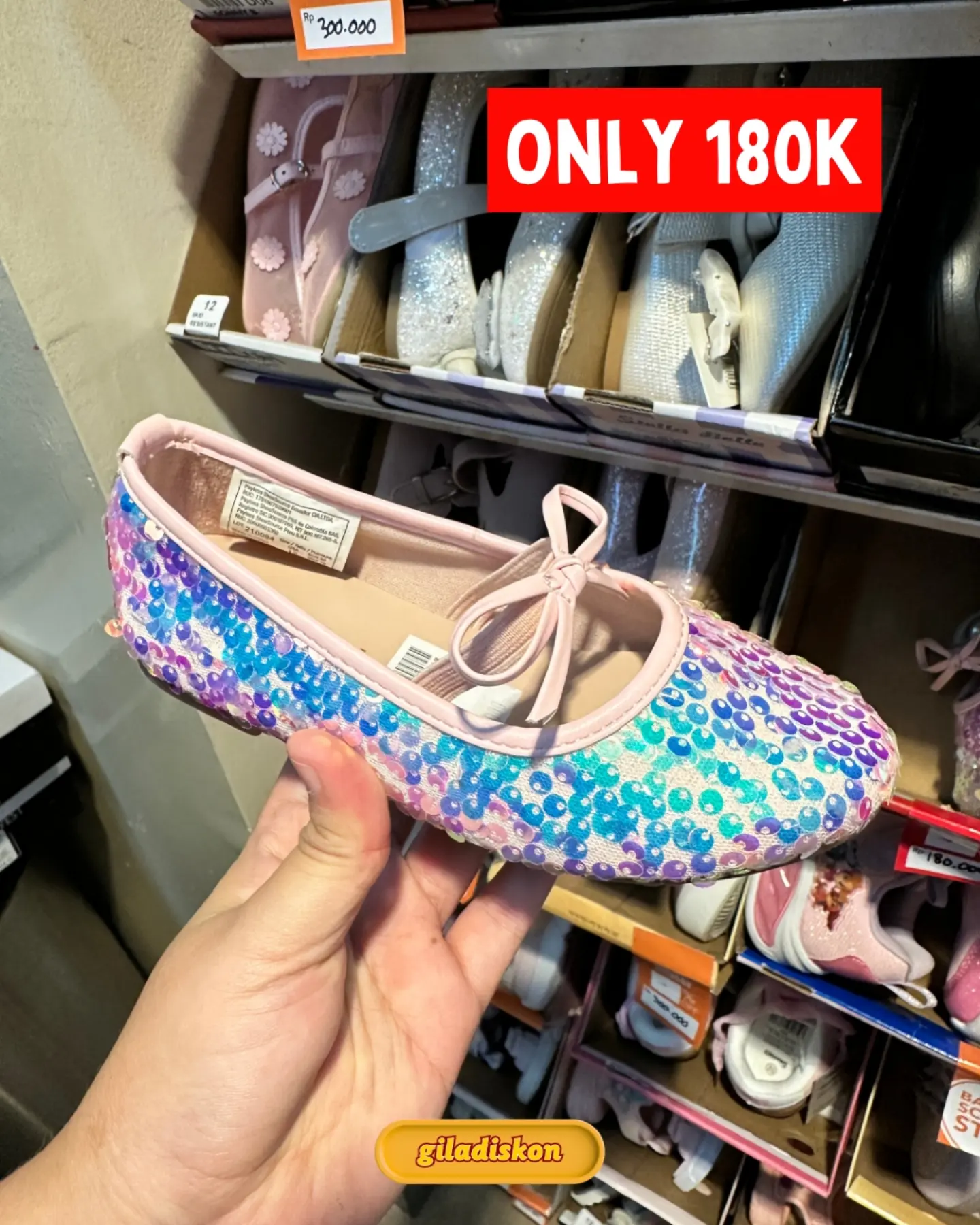 Sale Besar Payless ID: Semua di Bawah Rp200 Ribu - Image 9