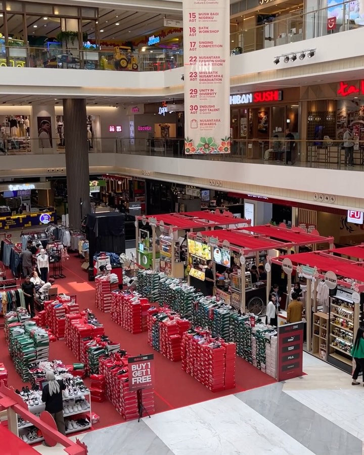 Bazaar Salezone Green Sedayu Mall: Diskon s/d 70%, Buy 1 Get 1 & 3! - Image 2